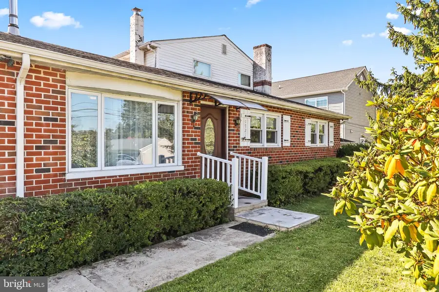 1721 Fourth St, Langhorne, PA 19047 - #2