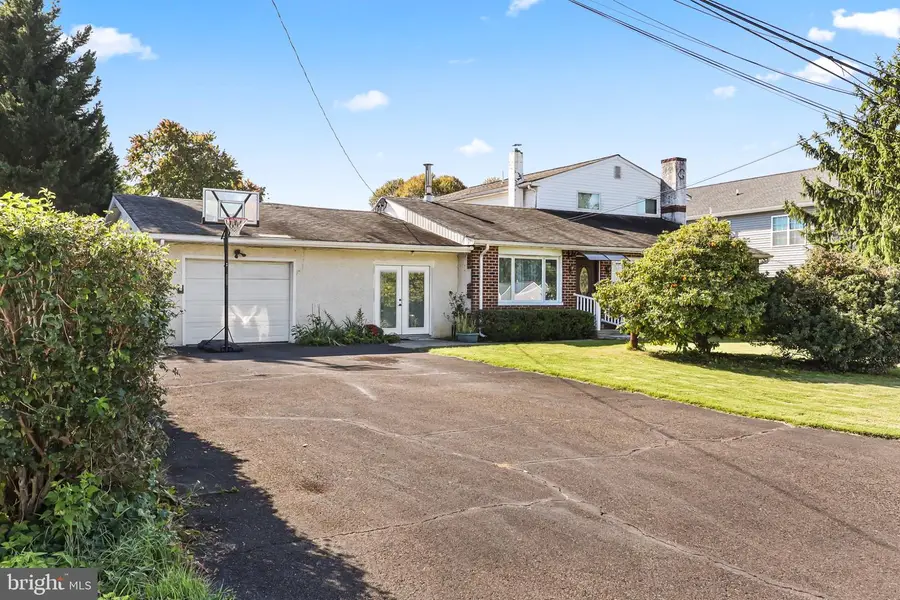 1721 Fourth St, Langhorne, PA 19047 - #3