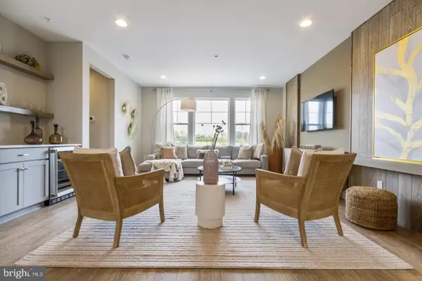 110 Jameson Way #2 Stratford Interior, CHALFONT, PA 18914