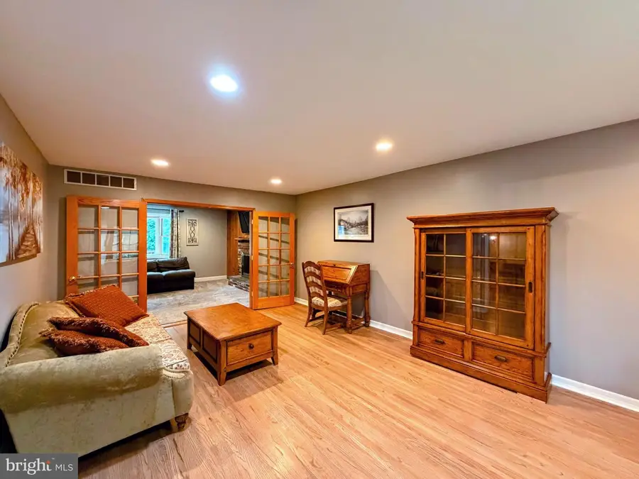 203 Brion Ln, Chalfont, PA 18914 - #3