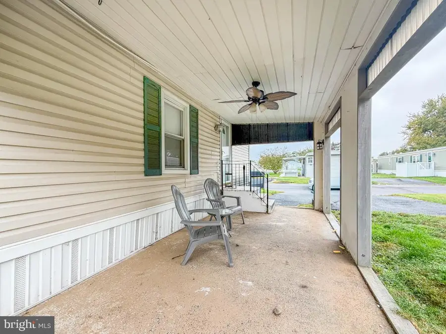 9813 Lawson Dr, Morrisville, PA 19067 - #2