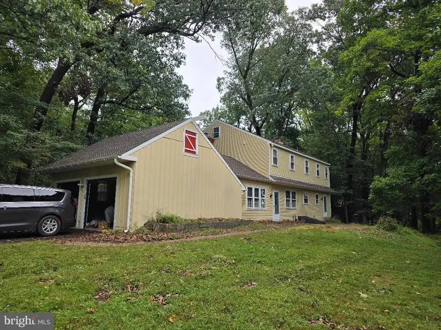 70 Turkey Ln, Furlong, PA 18925 - #2