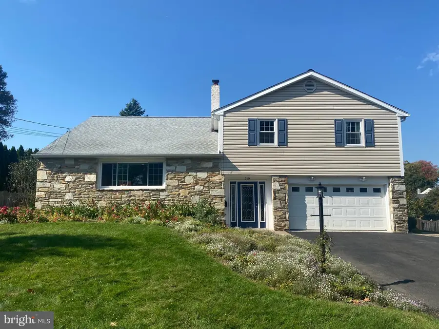 310 Tally Ho Dr, Warminster, PA 18974 - #2