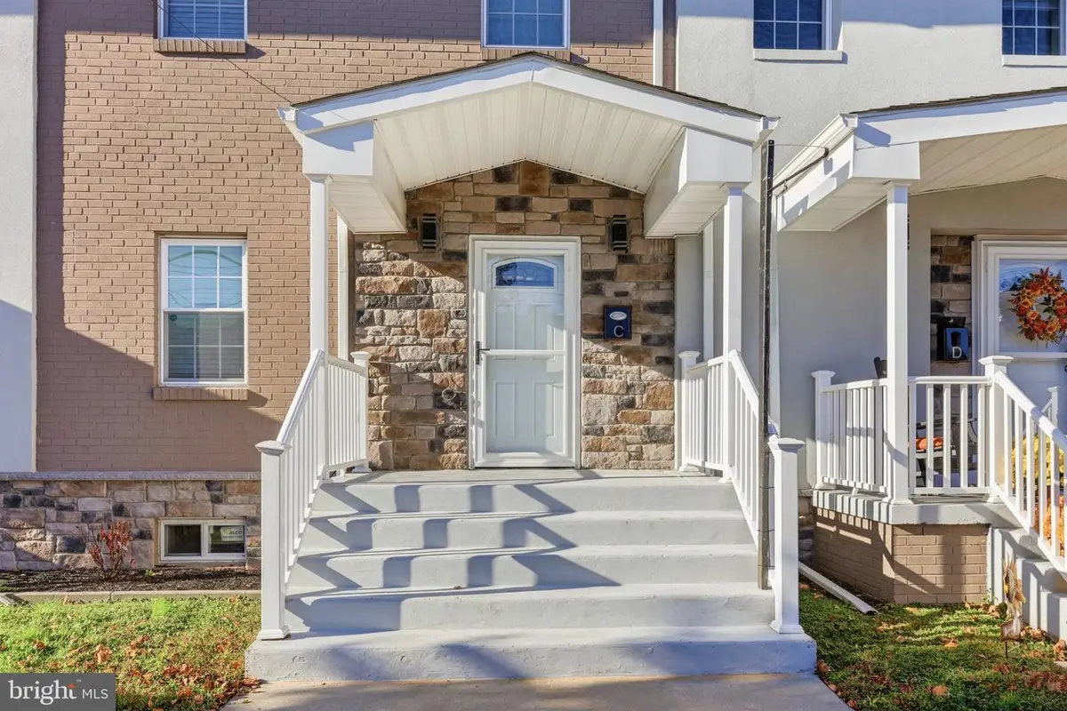 430 Jefferson Ave #c, Bristol, PA 19007 - #1