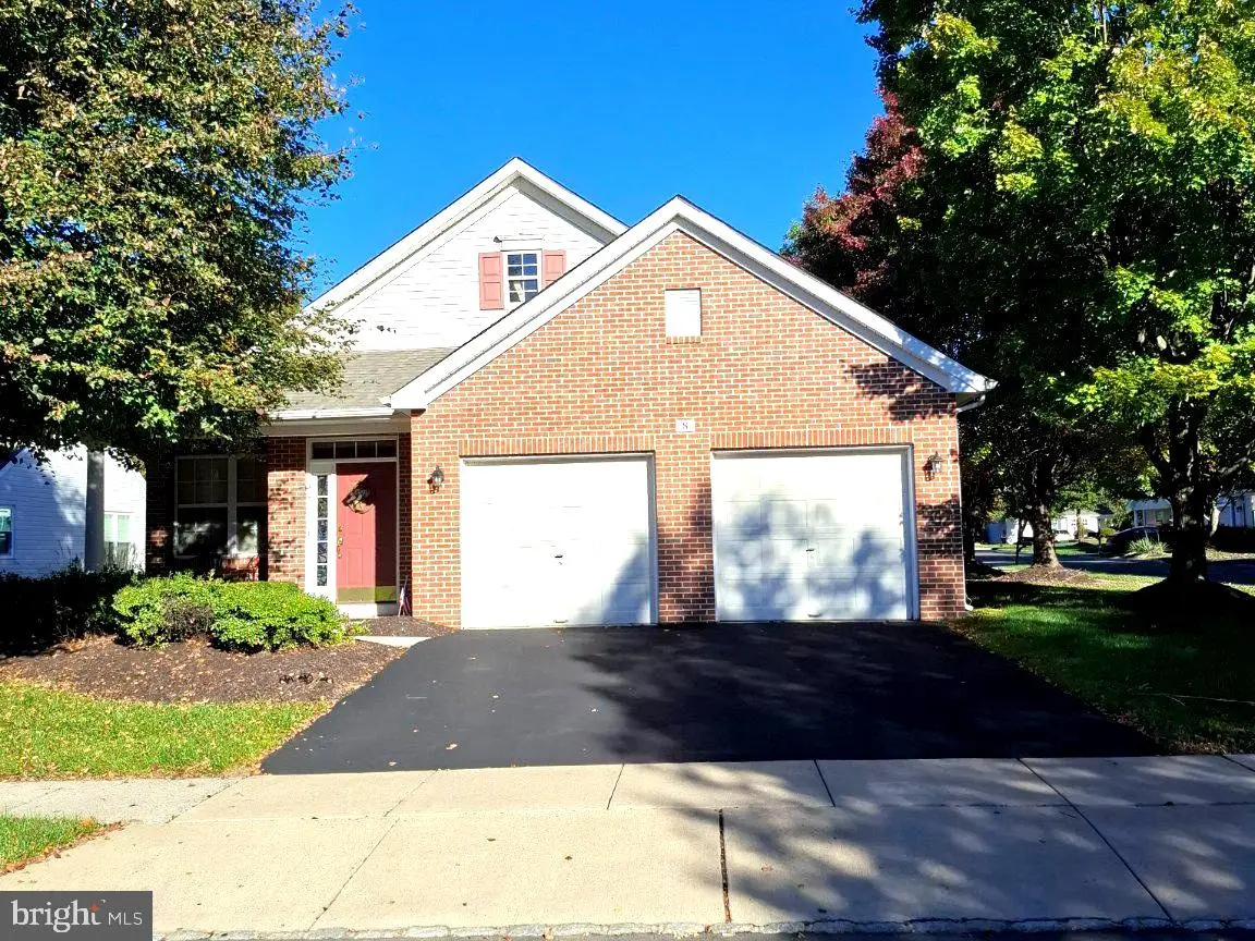 8 Blue Flax Ln, Langhorne, PA 19047 - #1