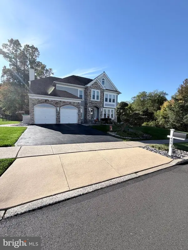 438 Turtle Ln, LANGHORNE, PA 19047