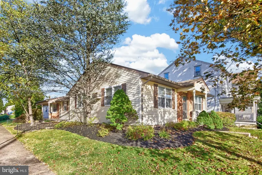 10 Fulton Ave, Telford, PA 18969 - #2