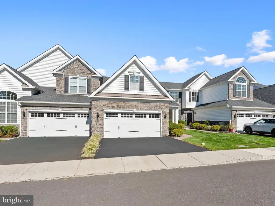 1770 Locust Dr, Yardley, PA 19067 - #3