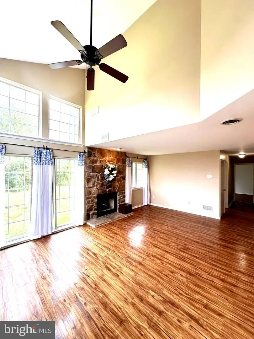 120 Wheatsheaf Ln, Telford, PA 18969 - #1