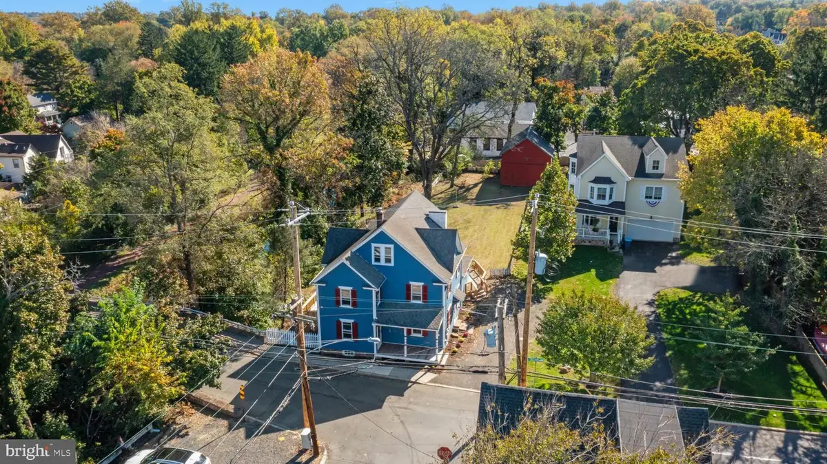 9 E College Ave, Yardley, PA 19067 - #1