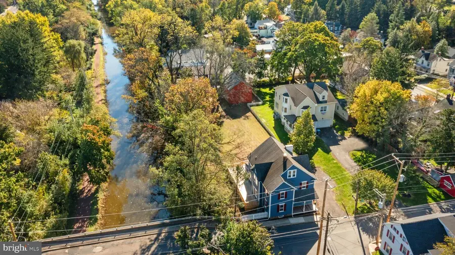 9 E College Ave, Yardley, PA 19067 - #2