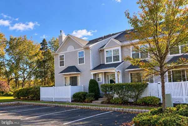103 Eagle Ct #103, JAMISON, PA 18929