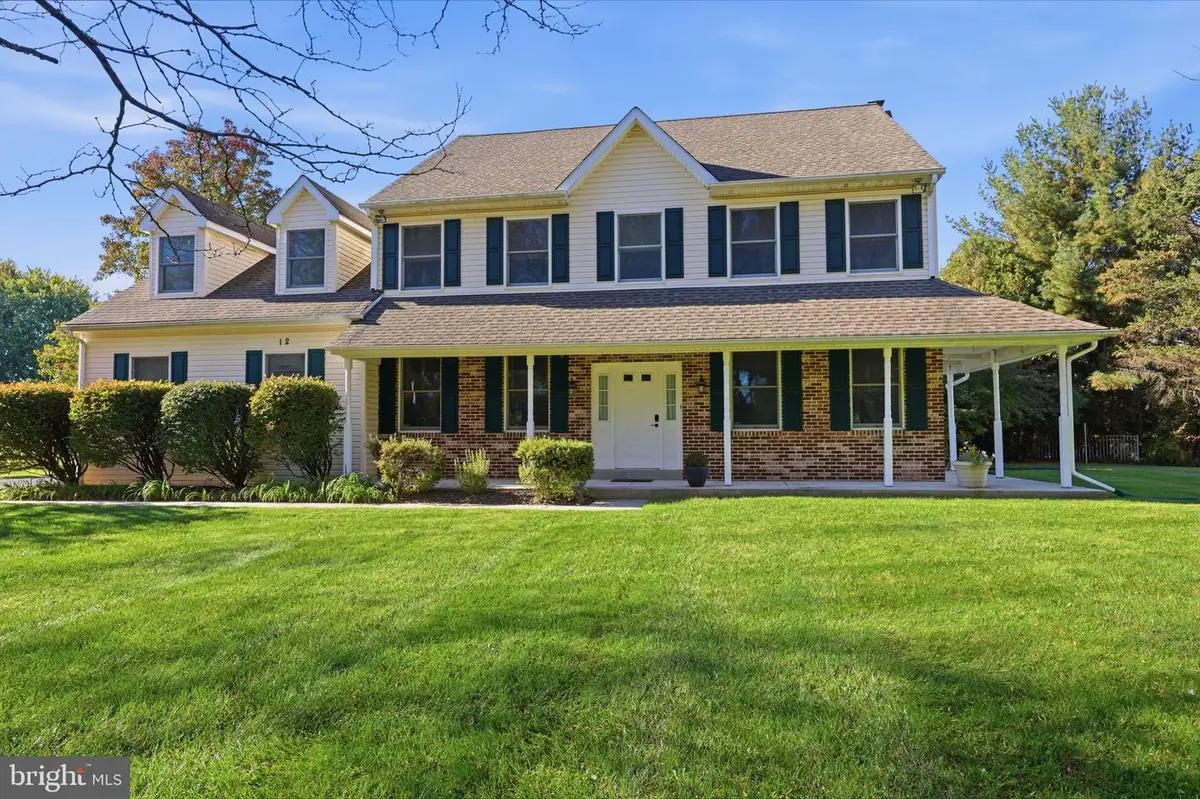 12 Lincoln Cir, Warminster, PA 18974 - #1