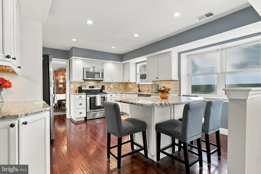 15 White Birch Ln, Southampton, PA 18966 - #3