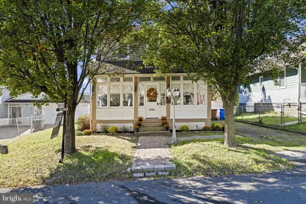 936 Locust Ave, BENSALEM, PA 19020