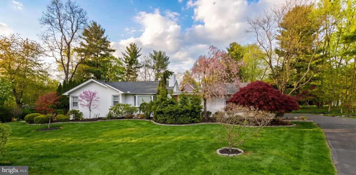 87 Sauerman Rd, Doylestown, PA 18901 - #1