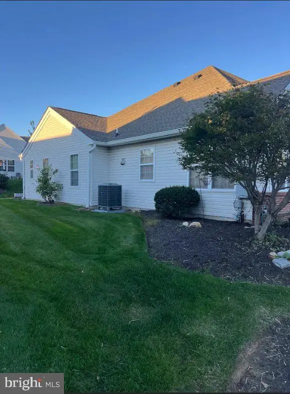 10 Lady Slipper Ln, Langhorne, PA 19047 - #3
