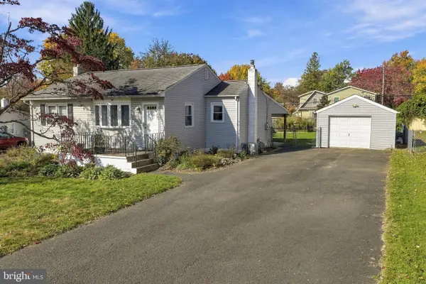 1600 Lake Rd, FEASTERVILLE TREVOSE, PA 19053