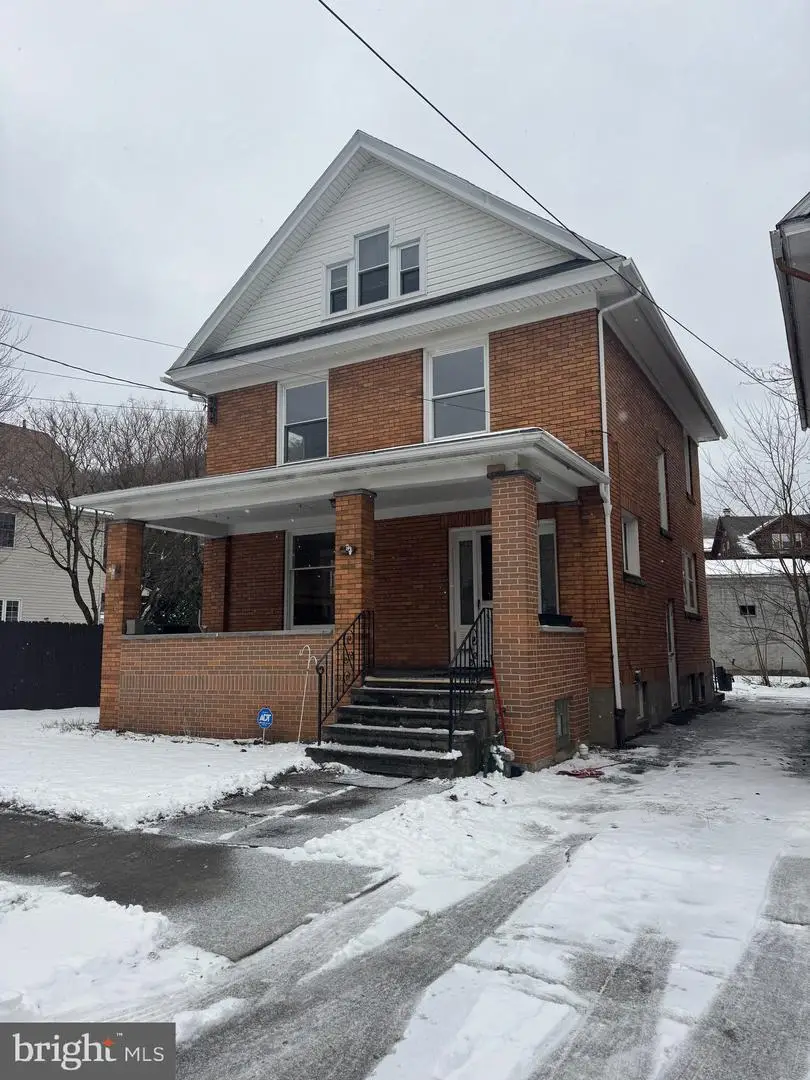 690 Messenger St, Johnstown, PA 15902 - #2