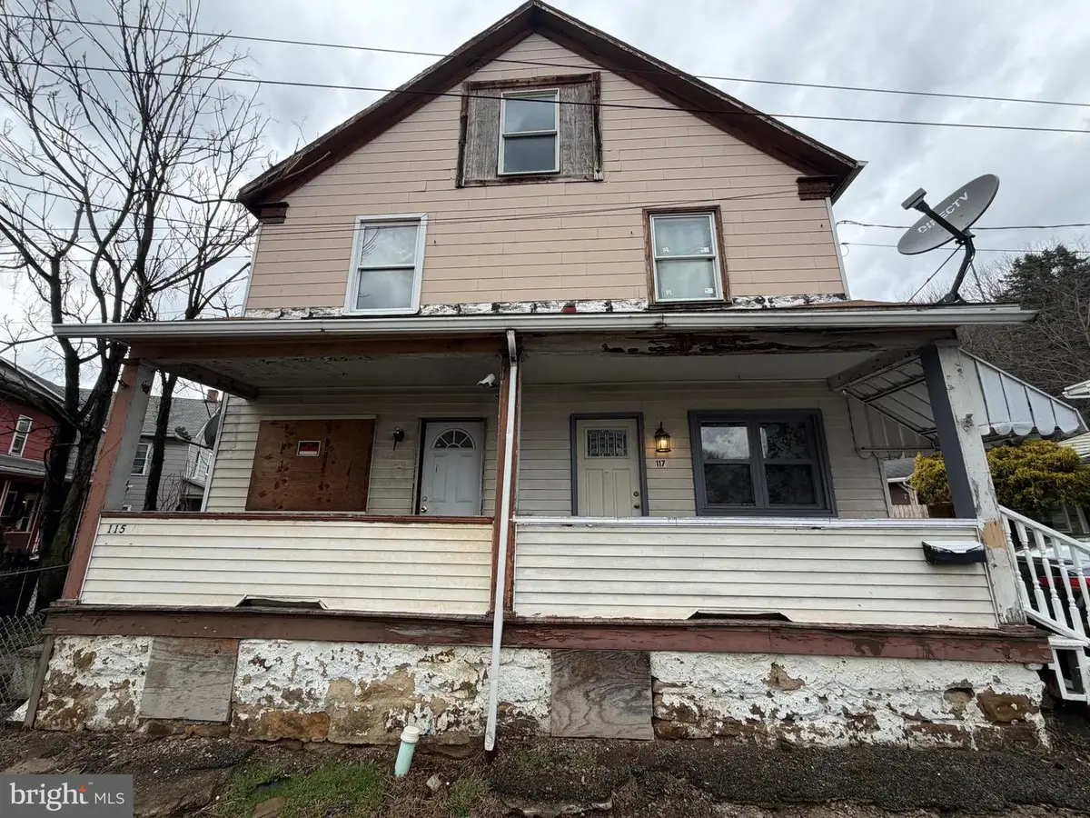 115-117 Baldwin Aly, Johnstown, PA 15902 - #1