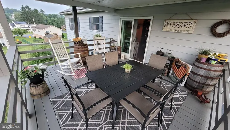 310 Sioux St, Johnstown, PA 15904 - #2