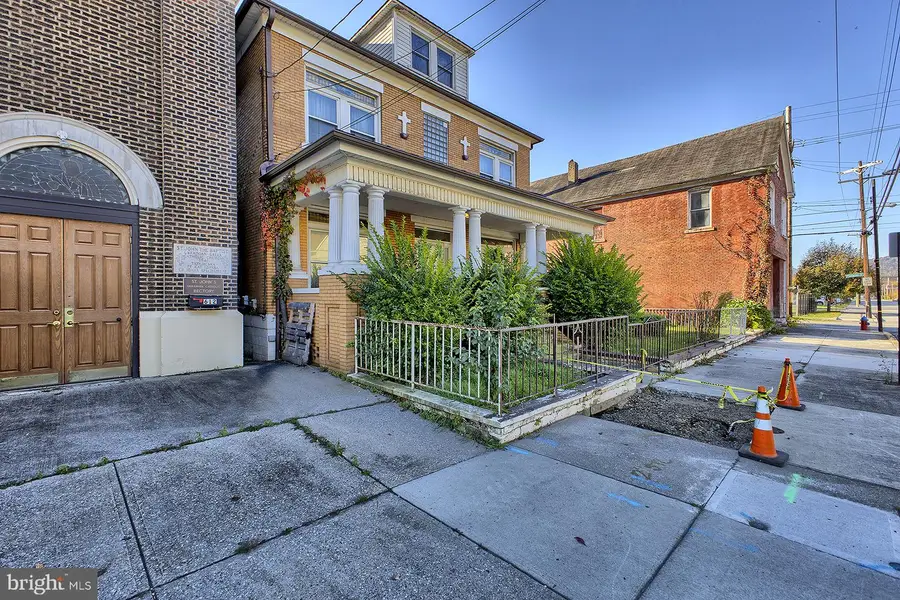 606 Maple Ave, Johnstown, PA 15901 - #2