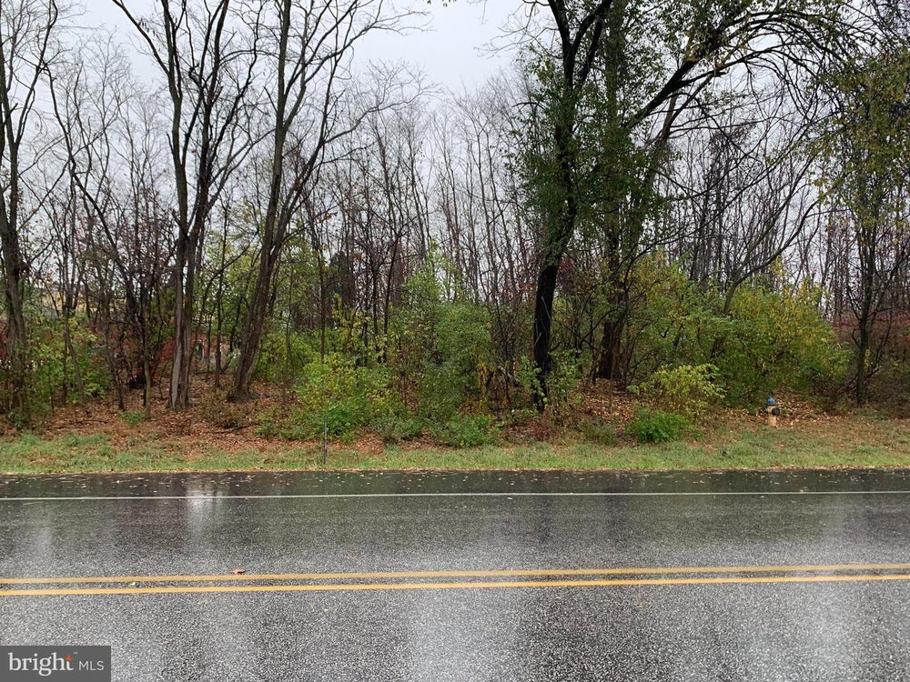 1 Stonehedge Drive, CARLISLE, PA 17013 ERA