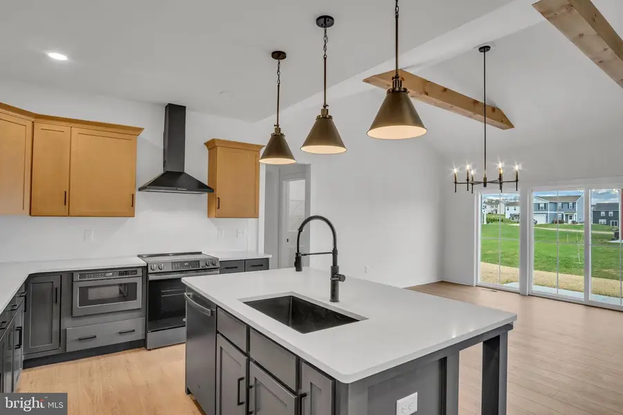 10 Family Dr, Carlisle, PA 17015 - Image #3