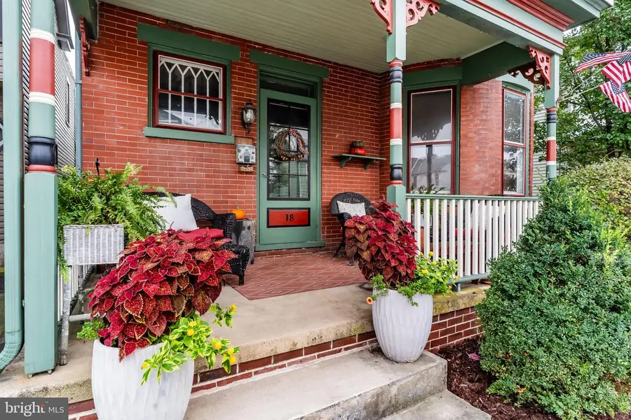 18 E Keller St, Mechanicsburg, PA 17055 - Image #2