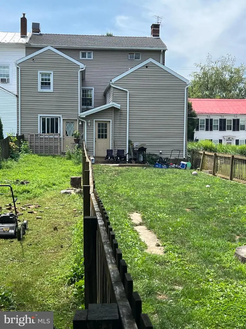 339 S Old Stone House Rd S, Boiling Springs, PA 17007 - Image #3