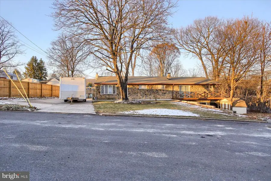 5404 Laurie Ln, Enola, PA 17025 - Image #2