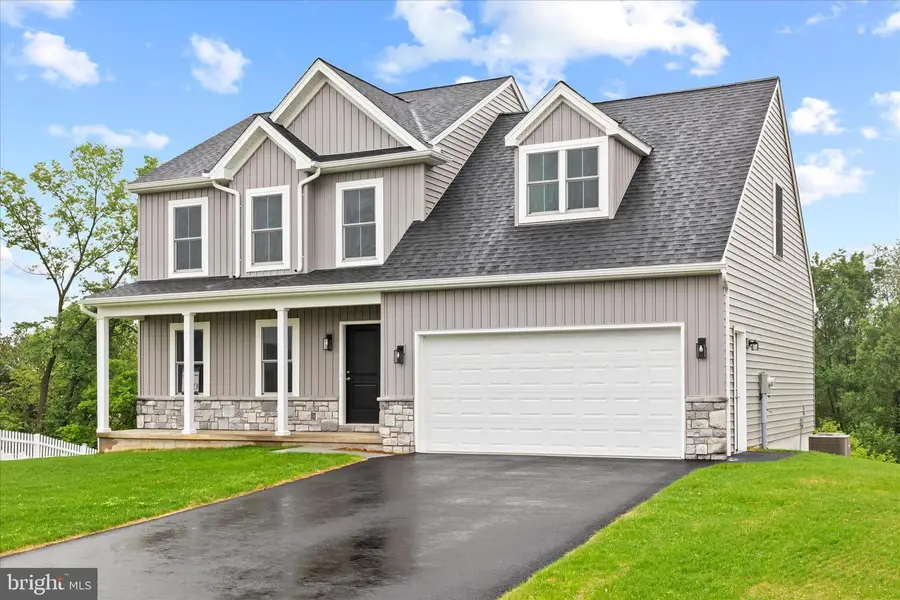 10 Stream Dr, Carlisle, PA 17013 - Image #2