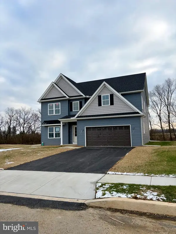 26 American Ave, CARLISLE, PA 17013