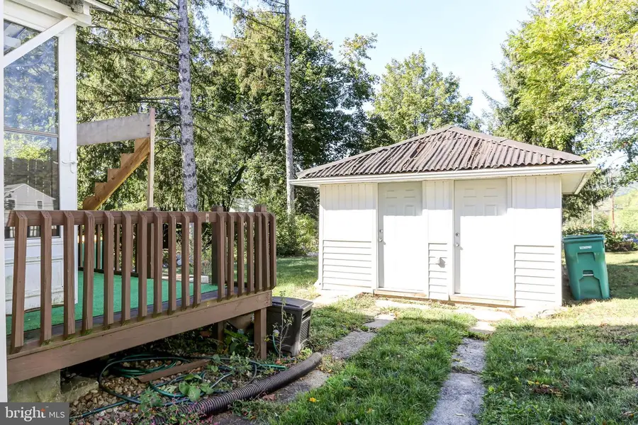 231 W Columbia Rd, Enola, PA 17025 - Image #3