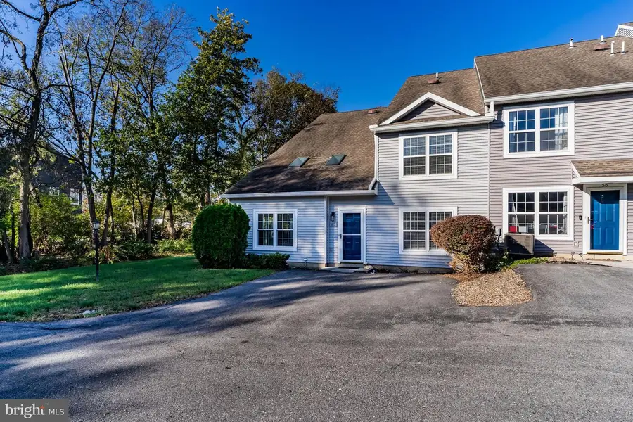 60 Courtyard Dr, Carlisle, PA 17013 - Image #2