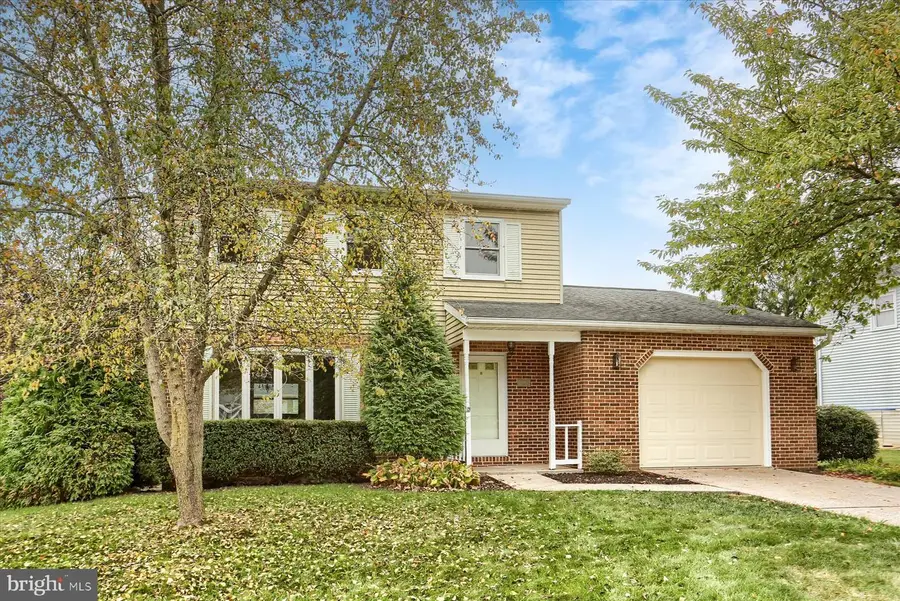 30 Edgewood Drive, Mechanicsburg, PA 17055 - Image #2