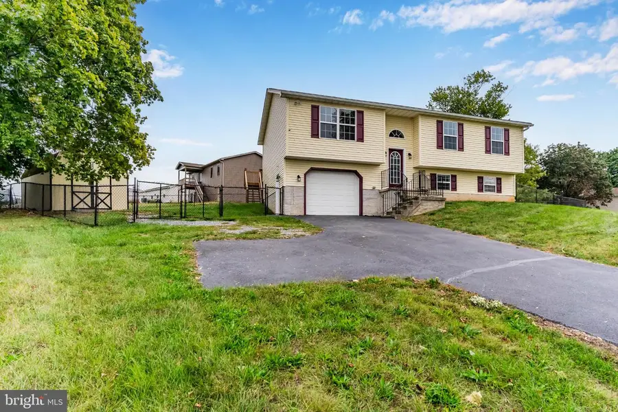 99 Middle Spring Rd, Shippensburg, PA 17257 - Image #2