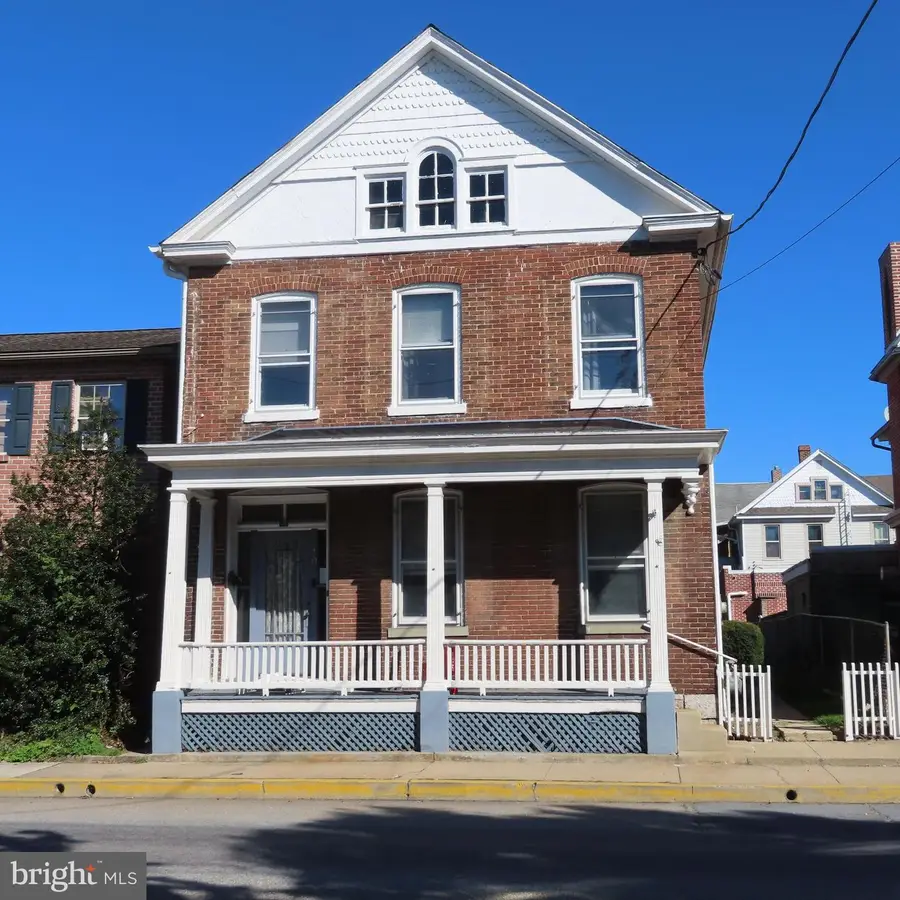 103 N Earl Street St, Shippensburg, PA 17257 - Image #2
