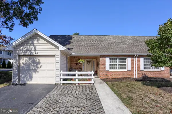 25 Garland Court, CARLISLE, PA 17013