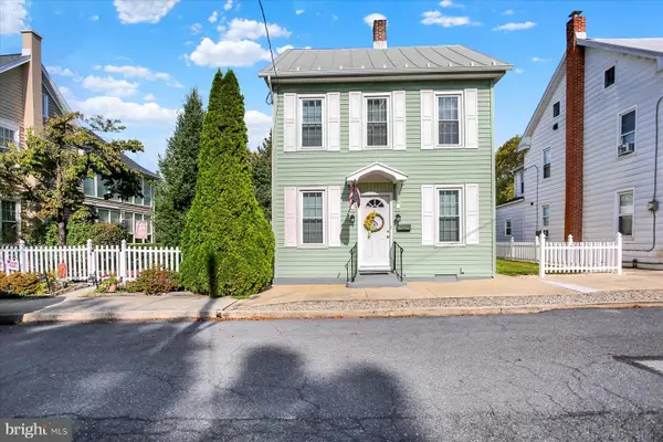 423 S High St, MECHANICSBURG, PA 17055