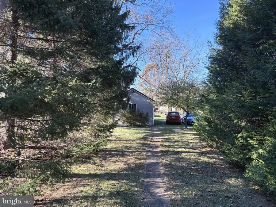 113 Race St, Boiling Springs, PA 17007 - Image #3