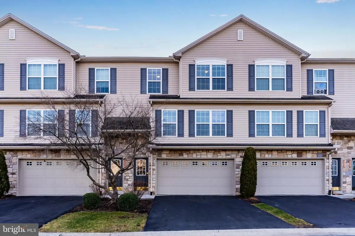 6366 Galleon Dr, Mechanicsburg, PA 17050 - Image #1