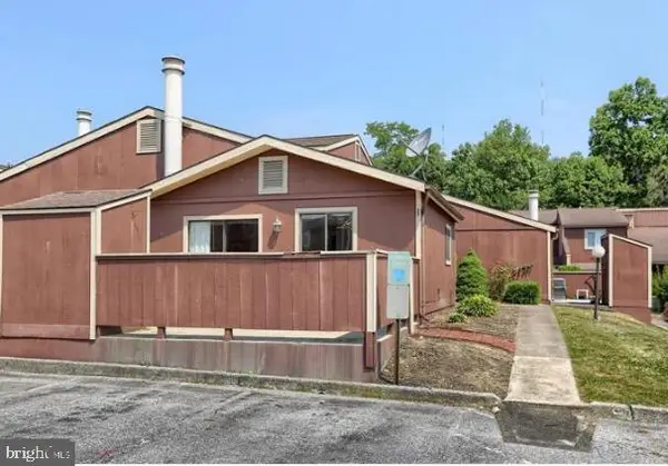 221 Lee Ct, ENOLA, PA 17025