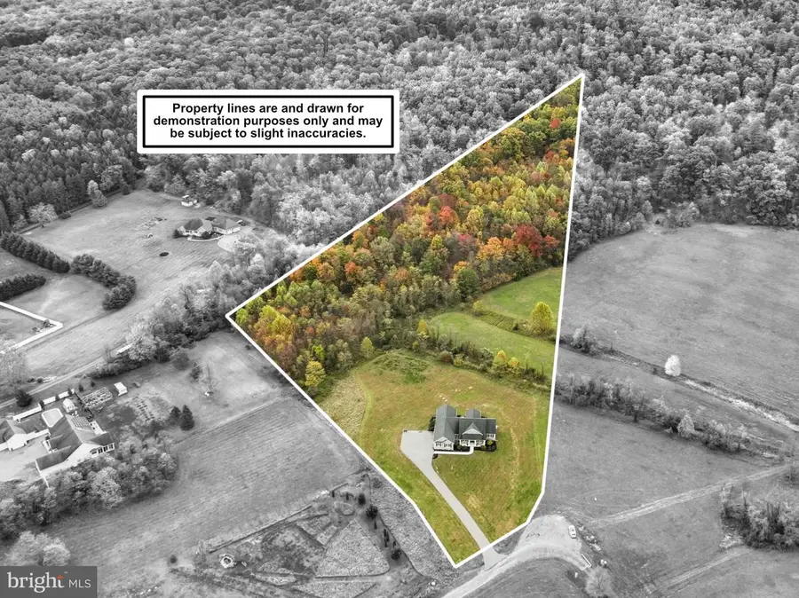 984 Pine Rd, Carlisle, PA 17015 - Image #2