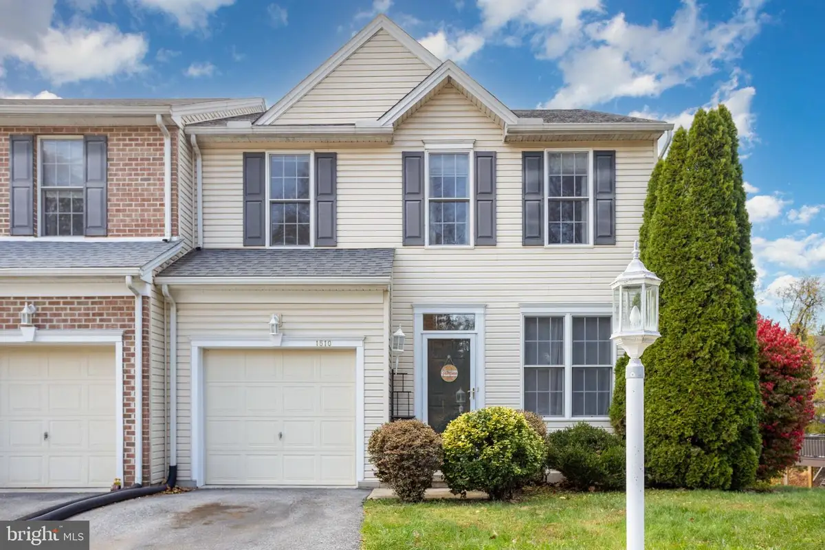 1510 Capitol View Dr, New Cumberland, PA 17070 - Image #1