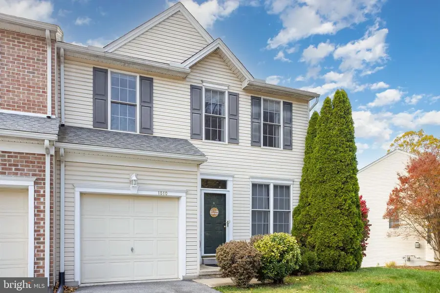 1510 Capitol View Dr, New Cumberland, PA 17070 - Image #2