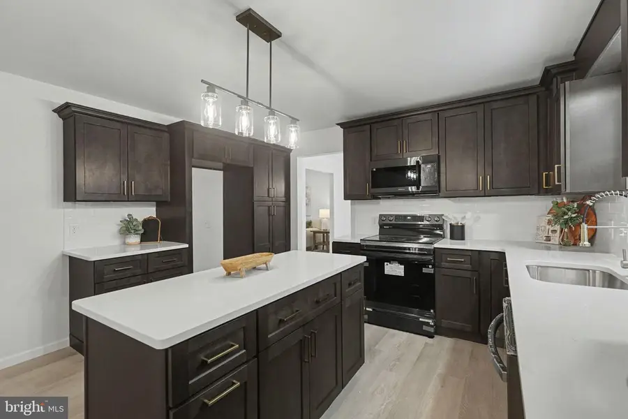 1006 Sheffield Ave, Mechanicsburg, PA 17055 - Image #3