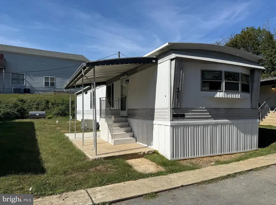 21 Sigmans Mhp, Carlisle, PA 17013 - Image #3