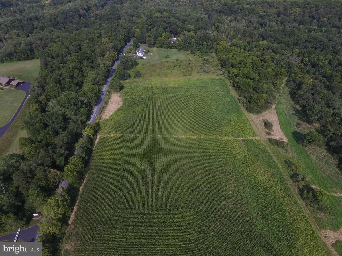 250 Willow Mill Park Rd, Mechanicsburg, PA 17050 - Image #1