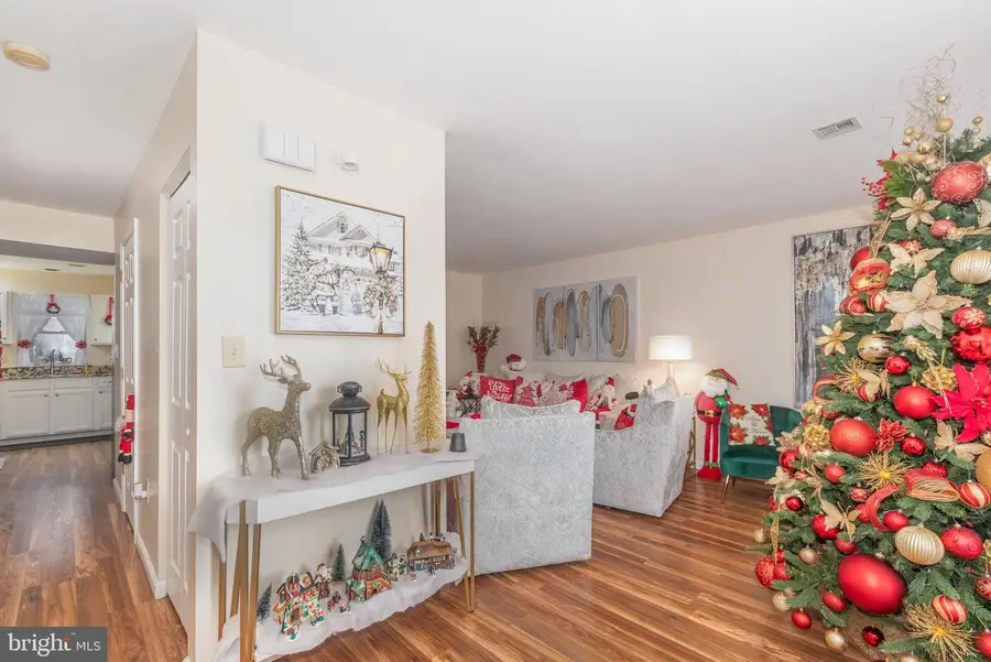 347 Stonehedge Lane, Mechanicsburg, PA 17055 - Image #3